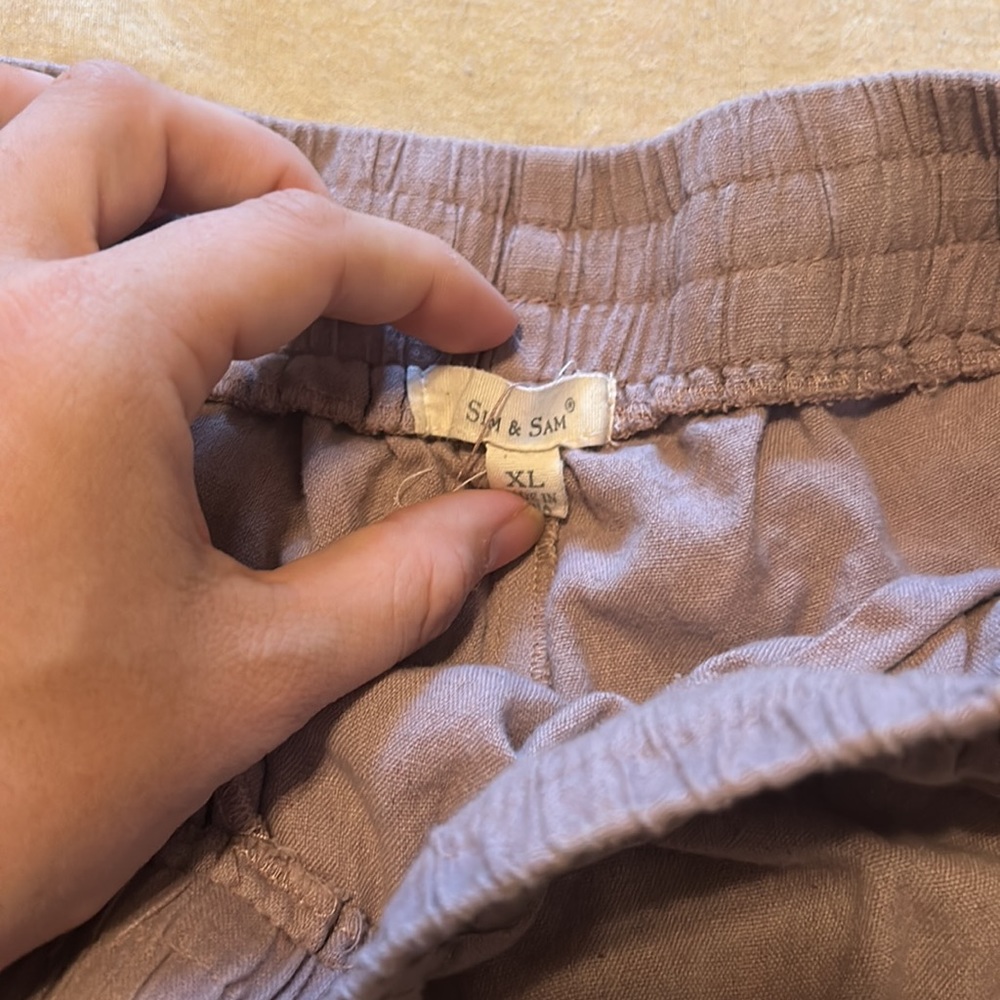Shorts - Picture 3 of 3